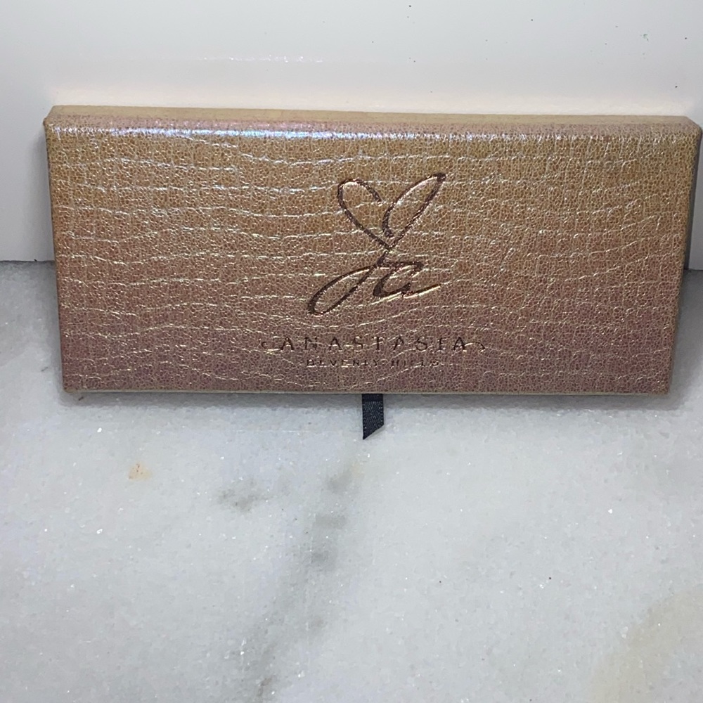 Anastasia Beverly Hills Jackie Aina Palette